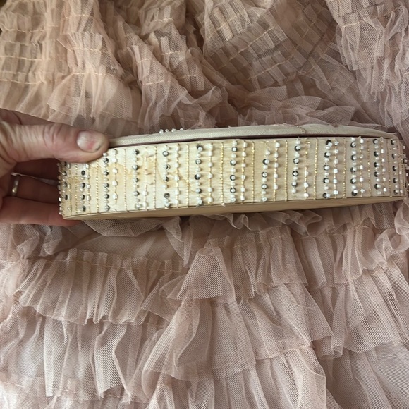 Vintage Embroidered Floral Jewelry Box with Beaded Trim and Mirror - Picture 7 of 13